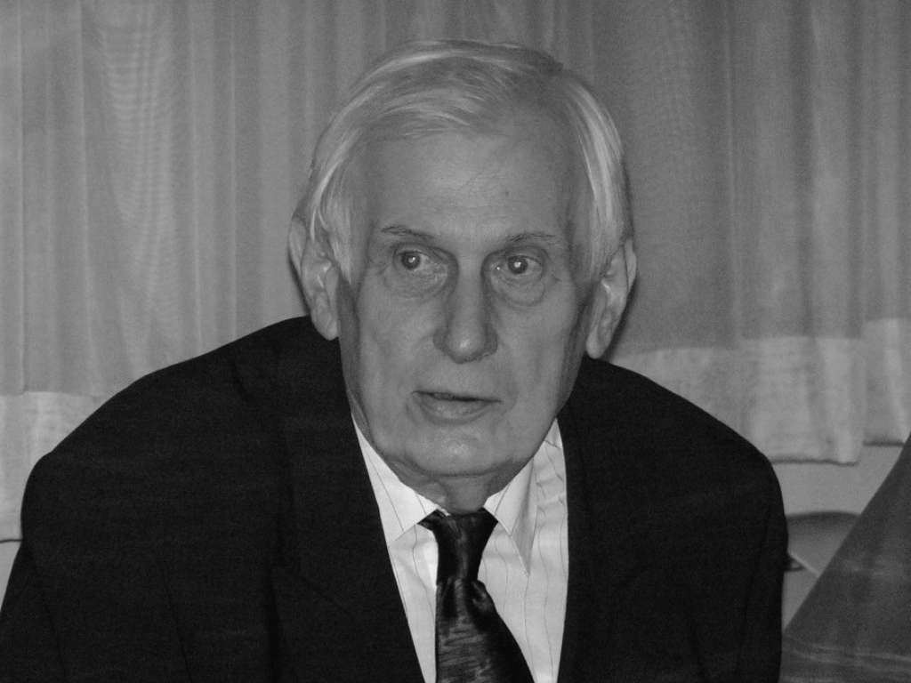 IN MEMORIAM PROF. VLADIMIR KOLESARIĆ